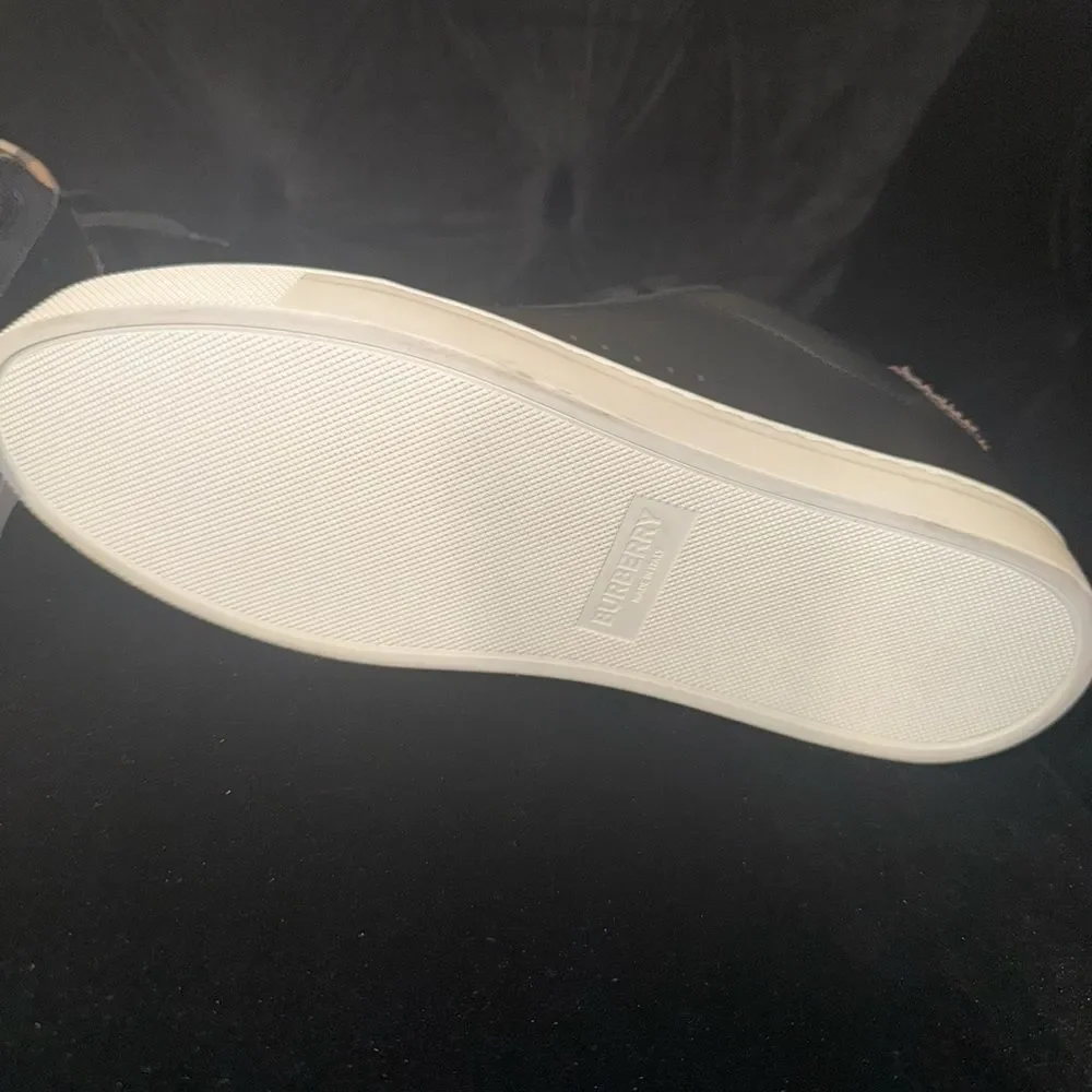 Brand new Burberry Black Sneakers size 10
